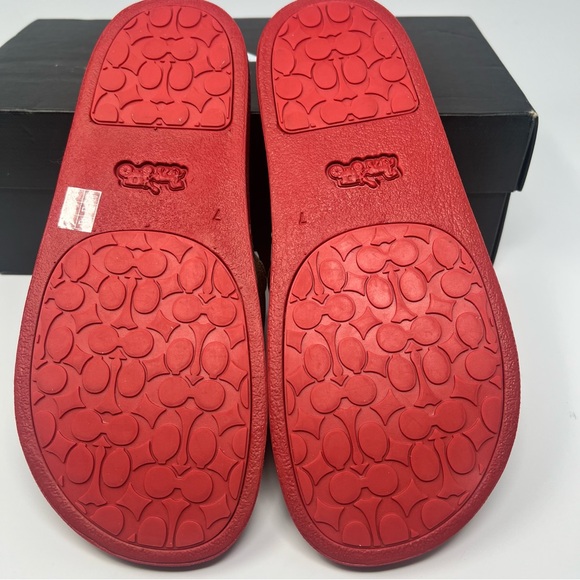 Coach Udele Kittens Slide Sandal
Size 7 - Picture 5 of 7